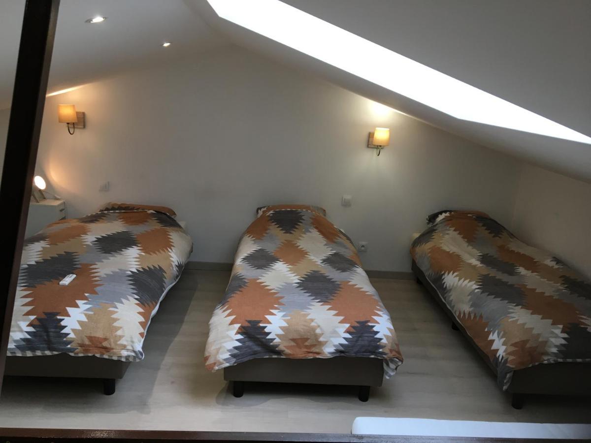 La Rose Sur Meuse Villa Haybes Екстериор снимка