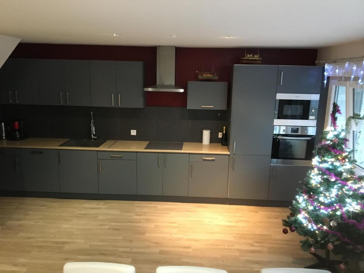 La Rose Sur Meuse Villa Haybes Екстериор снимка